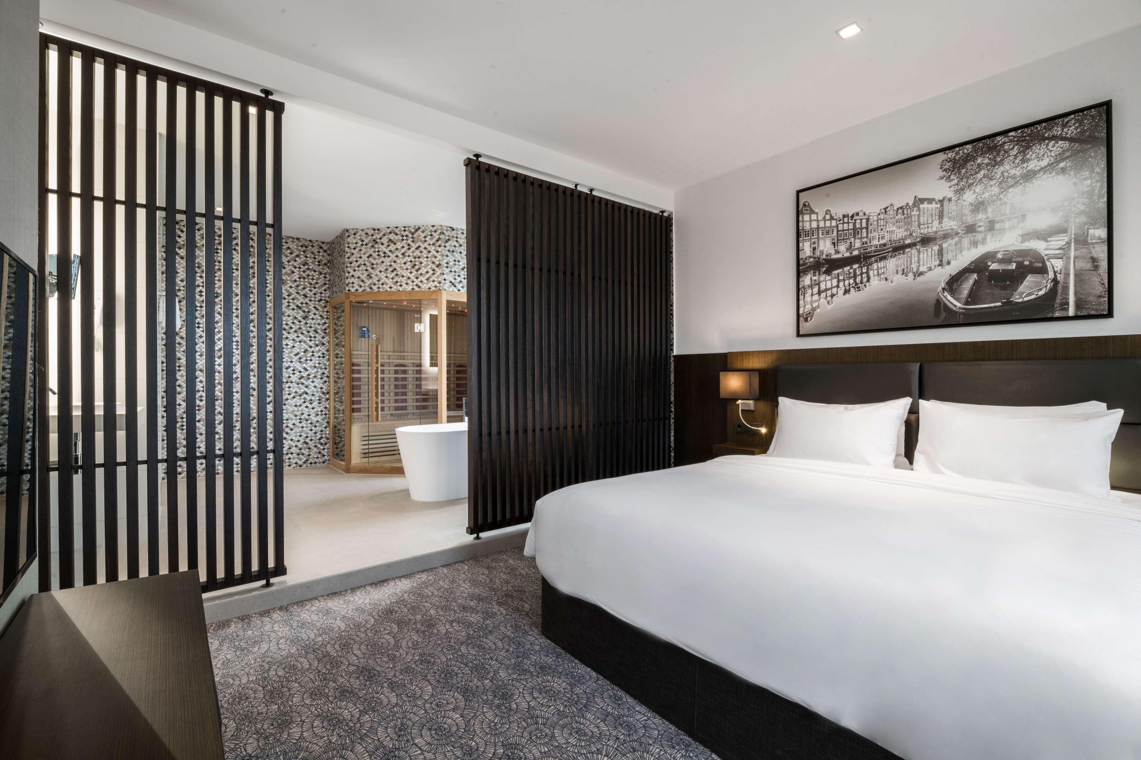 Radisson Hotel And Suites Amsterdam South Екстериор снимка