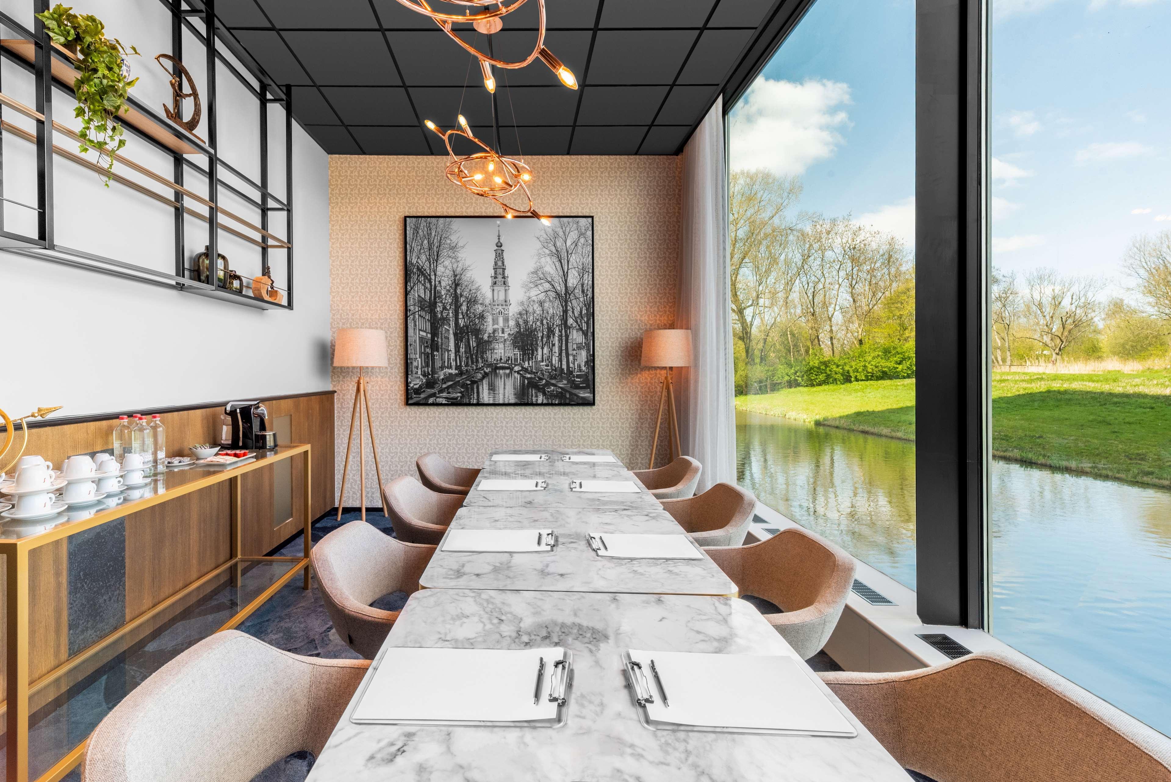 Radisson Hotel And Suites Amsterdam South Екстериор снимка