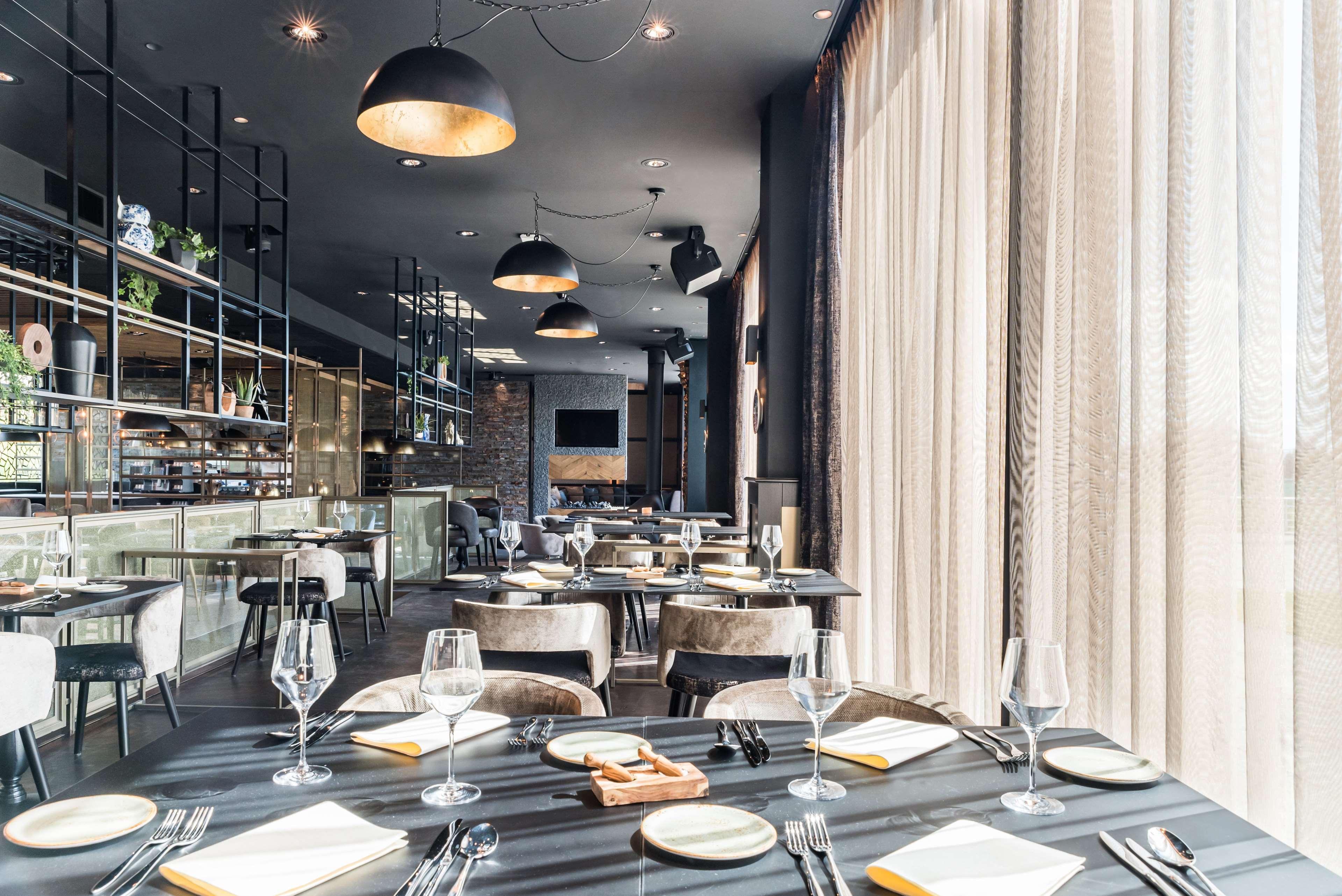 Radisson Hotel And Suites Amsterdam South Екстериор снимка