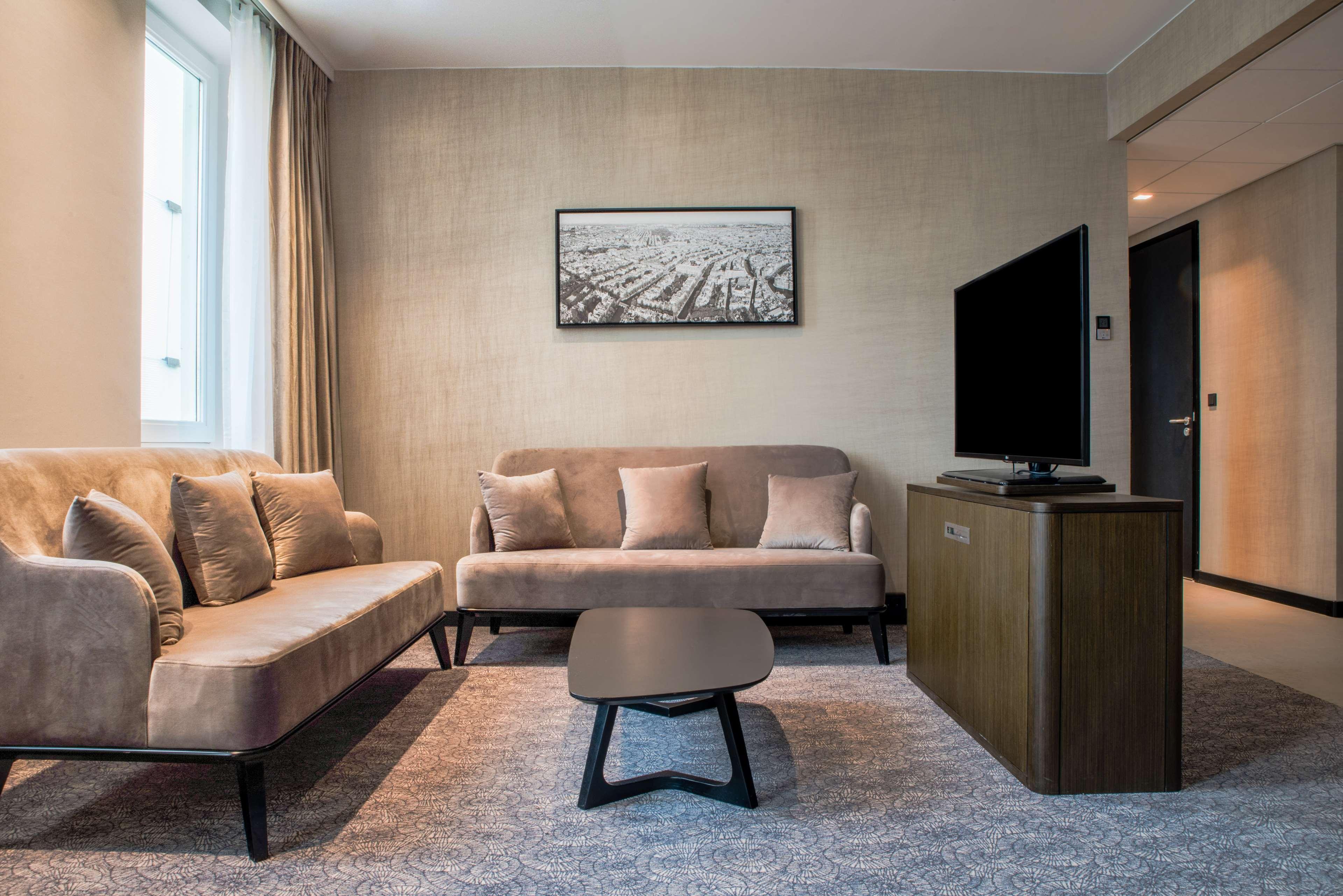 Radisson Hotel And Suites Amsterdam South Екстериор снимка
