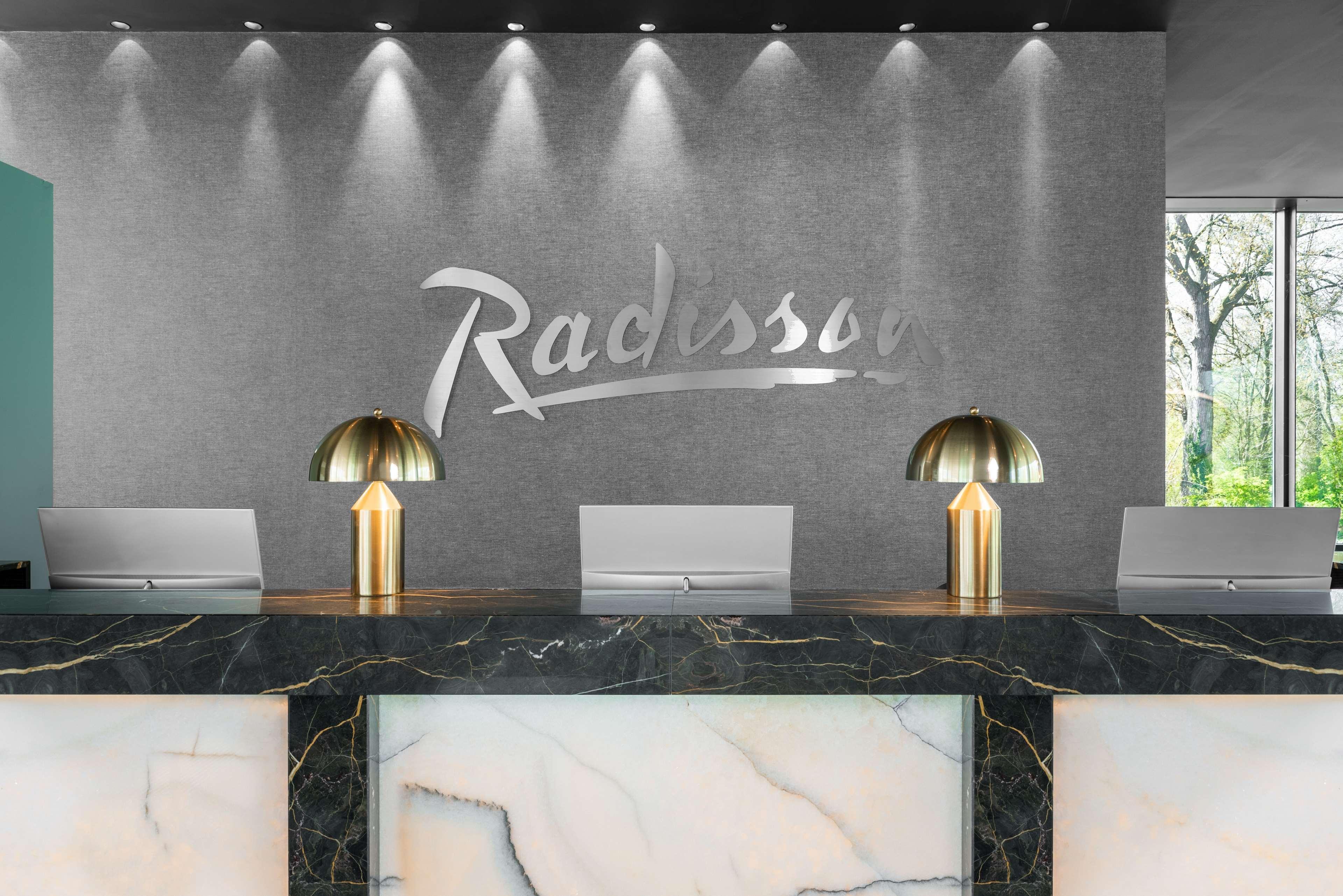 Radisson Hotel And Suites Amsterdam South Екстериор снимка