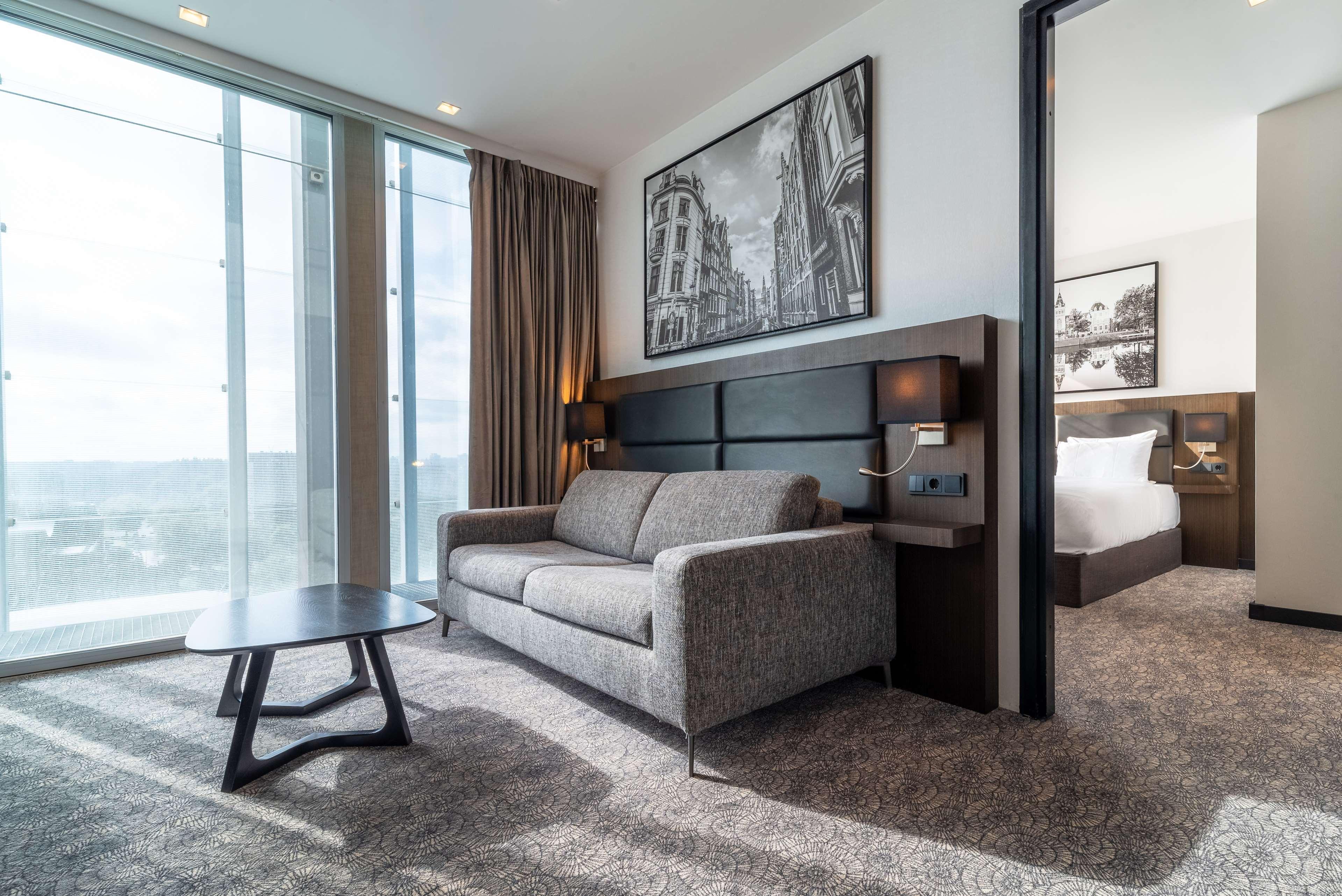 Radisson Hotel And Suites Amsterdam South Екстериор снимка